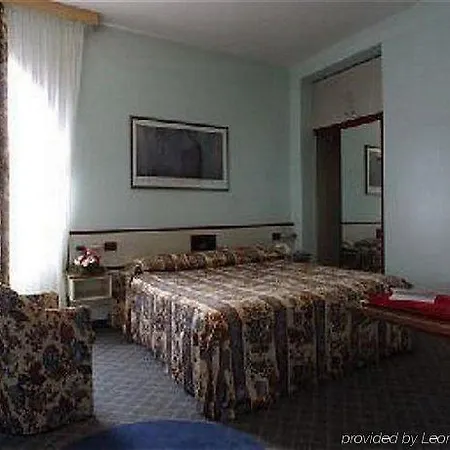 Maxim Hotel Bolonha