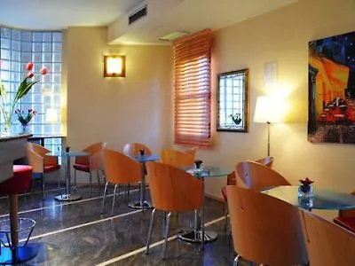 Hotel Maxim 3*