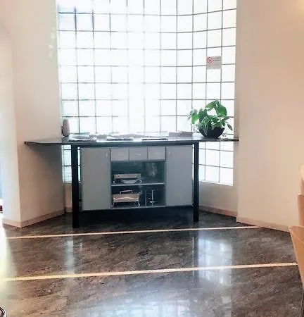 Maxim Hotel 3*